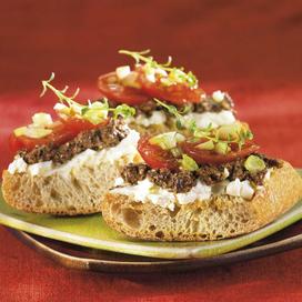 Tartine tapenade de Cyril Lignac