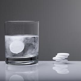 Boom des pastilles Hydratis : solution miracle contre la gueule de bois ou fausse bonne idée ?