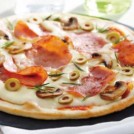 Pizza bacon, mozzarella & romarin