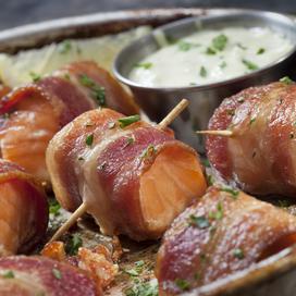 Paupiettes de saumon, lard et poireaux