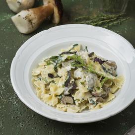 Pâtes farfalle aux cèpes