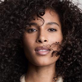 Cindy Bruna, la top française qui a conquis la planète mode : «Je vivais ma grande taille comme un complexe»