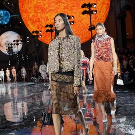 Surprenants, hilarants ou émouvants : les plus grands moments mode de 2025 en 41 photos