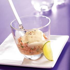 Tartare de saumon, sabayon de lait