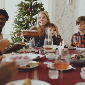 Les 5 phrases à éviter durant un repas de Noël
