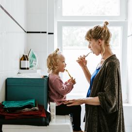 Les erreurs à ne plus commettre quand on se brosse les dents