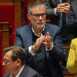 «J’ai 4 enfants, effectivement, de 3 femmes différentes» : Olivier Faure se livre comme rarement sur sa vie de famille