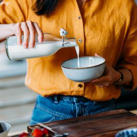 L’âge nous rend intolérants au lait : voici pourquoi