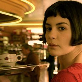Audrey Tautou incarne Amélie Poulain dans le film Le fabuleux destin d’Amélie Poulain de Jean-Pierre Jeunet.