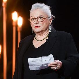 Josiane Balasko apporte son soutien à sa nièce, Coline Berry, après son témoignage devant l’Assemblée nationale