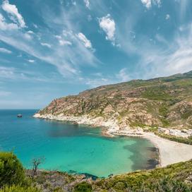 La marine de Giottani dans le Cap Corse