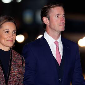 Pippa Middleton et James Matthews lors de la cérémonie «Together At Christmas» à l’abbaye de Westminster. (Londres, le 8 décembre 2023.)