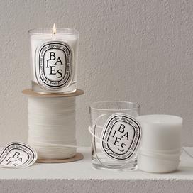 Bougies Baies, Diptyque : «La senteur acidulĂ©e de quelques baies de cassis que lâon vient de cueillir».
