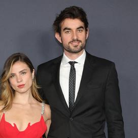 Conor Kennedy et son épouse, Giulia Bourguignon Marinho lors de l’avant-première de Curb Your Enthusiasm. (Los Angeles, le 30 janvier 2024.)