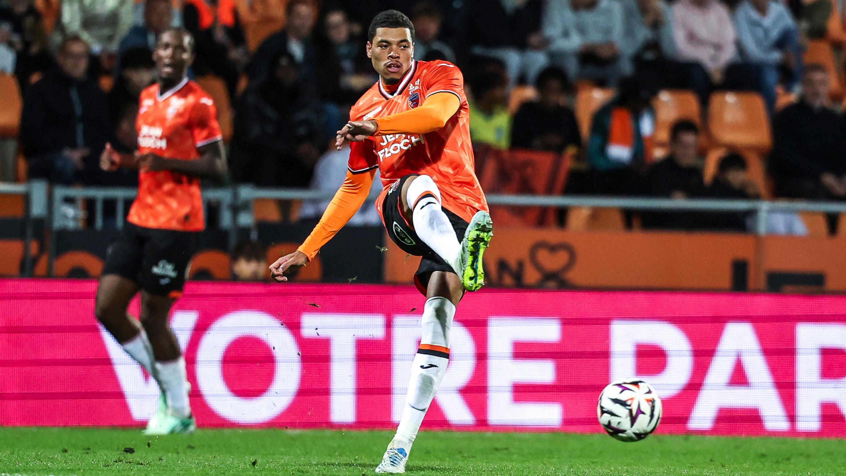 Ligue 1 : Monaco se rate à Lorient, Auxerre autoritaire au Havre, le PFC remporte un match dingue contre Rennes
