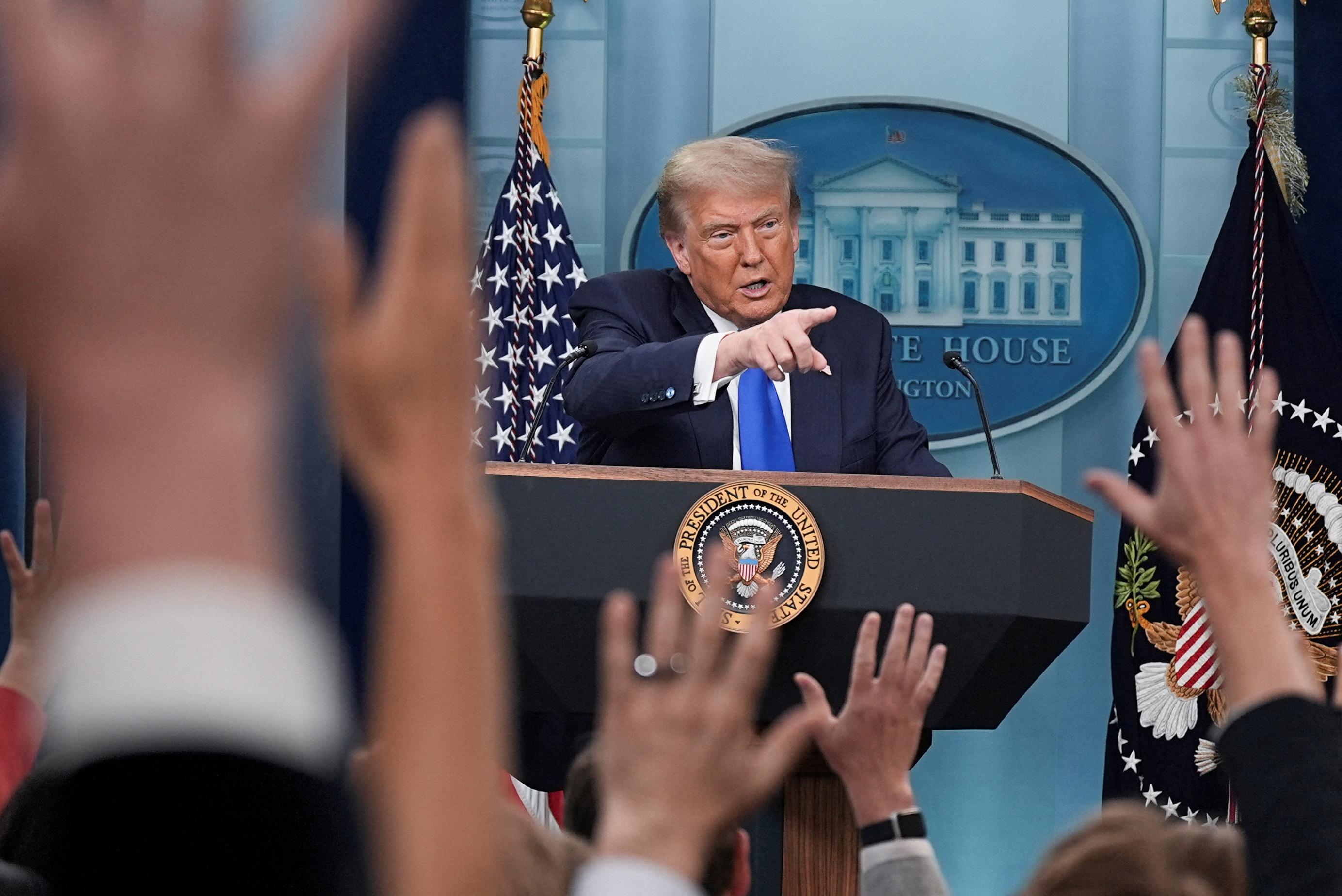 Donald Trump annonce la fin «immédiate» des négociations commerciales avec le Canada