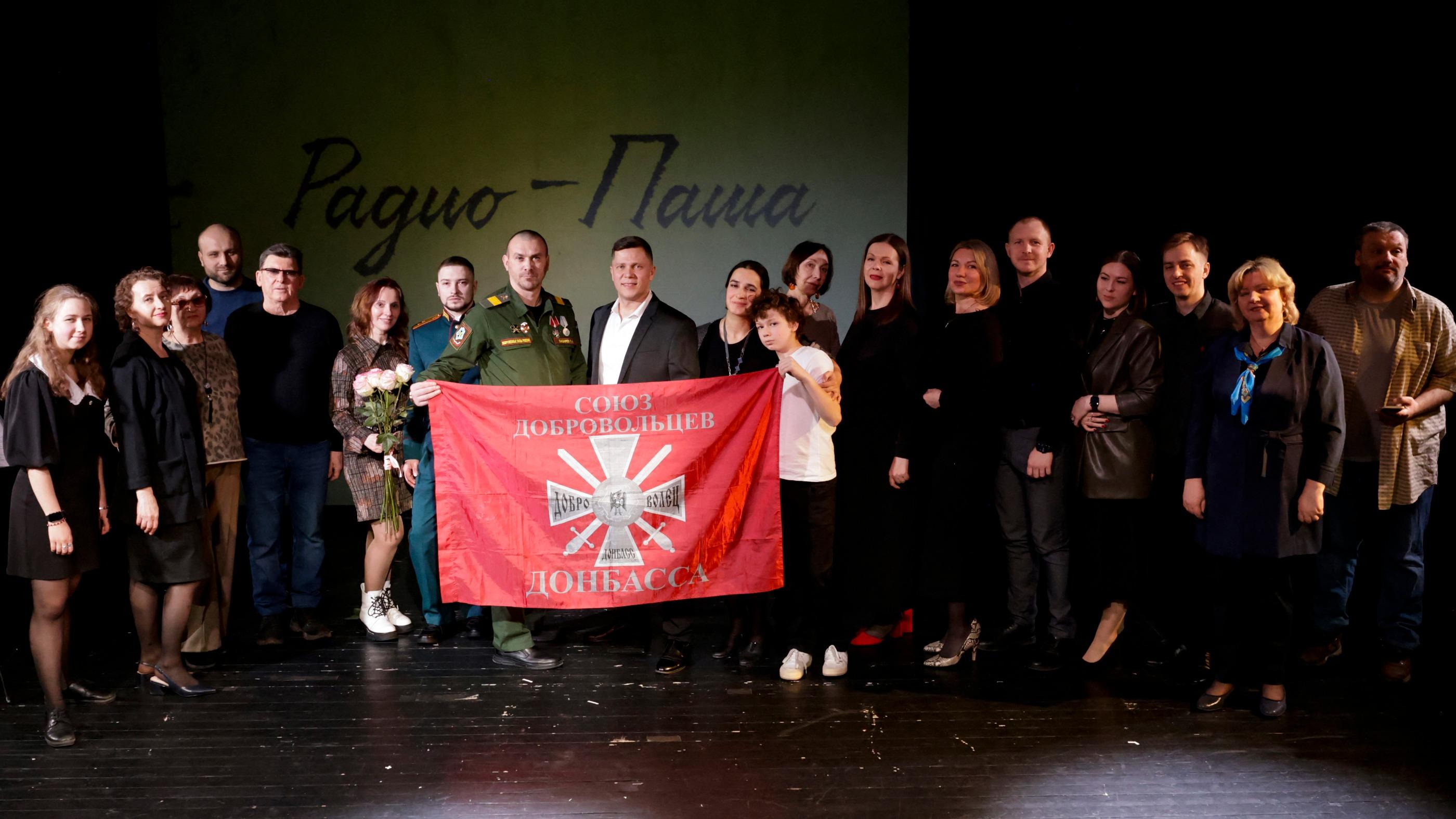 Une pièce de théâtre russe ose raconter le calvaire d’un soldat blessé en Ukraine