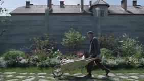 Rainer Höss à propos de sa grand-mère, personnage du film La Zone d ...