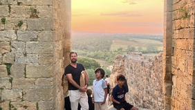 Isabelle Ithurburu en vacances dans un lieu paradisiaque tenu secret : ses  photos font rêver !