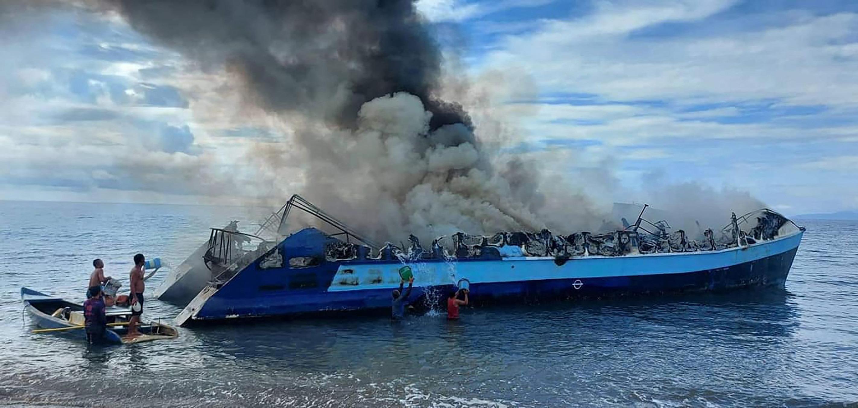 Philippines : au moins cinq morts et 87 disparus dans l’incendie d’un ferry
