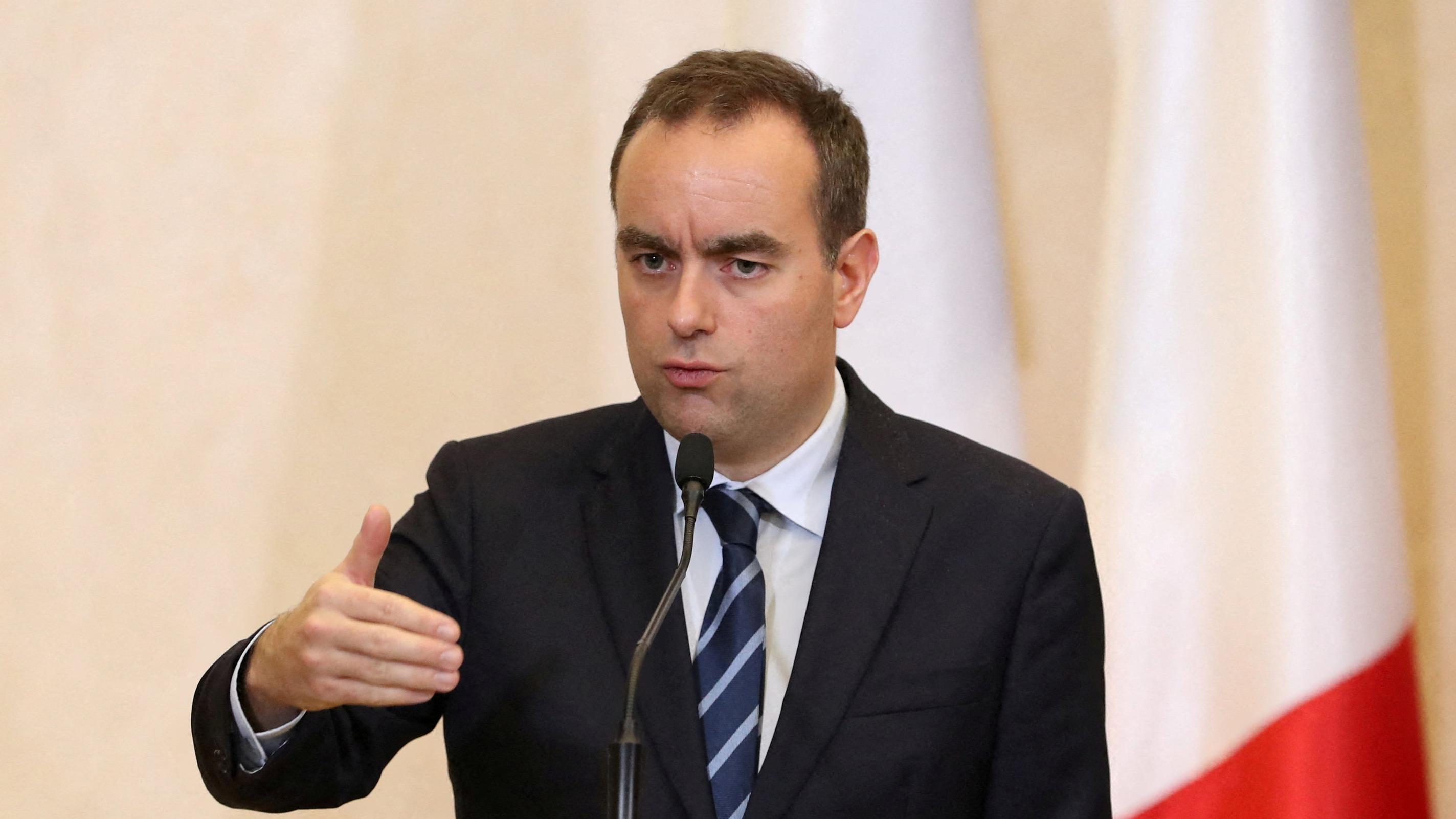 Réindustrialisation, conditions de travail... Sébastien Lecornu demande la «contribution» des partenaires sociaux sur «cinq thématiques»