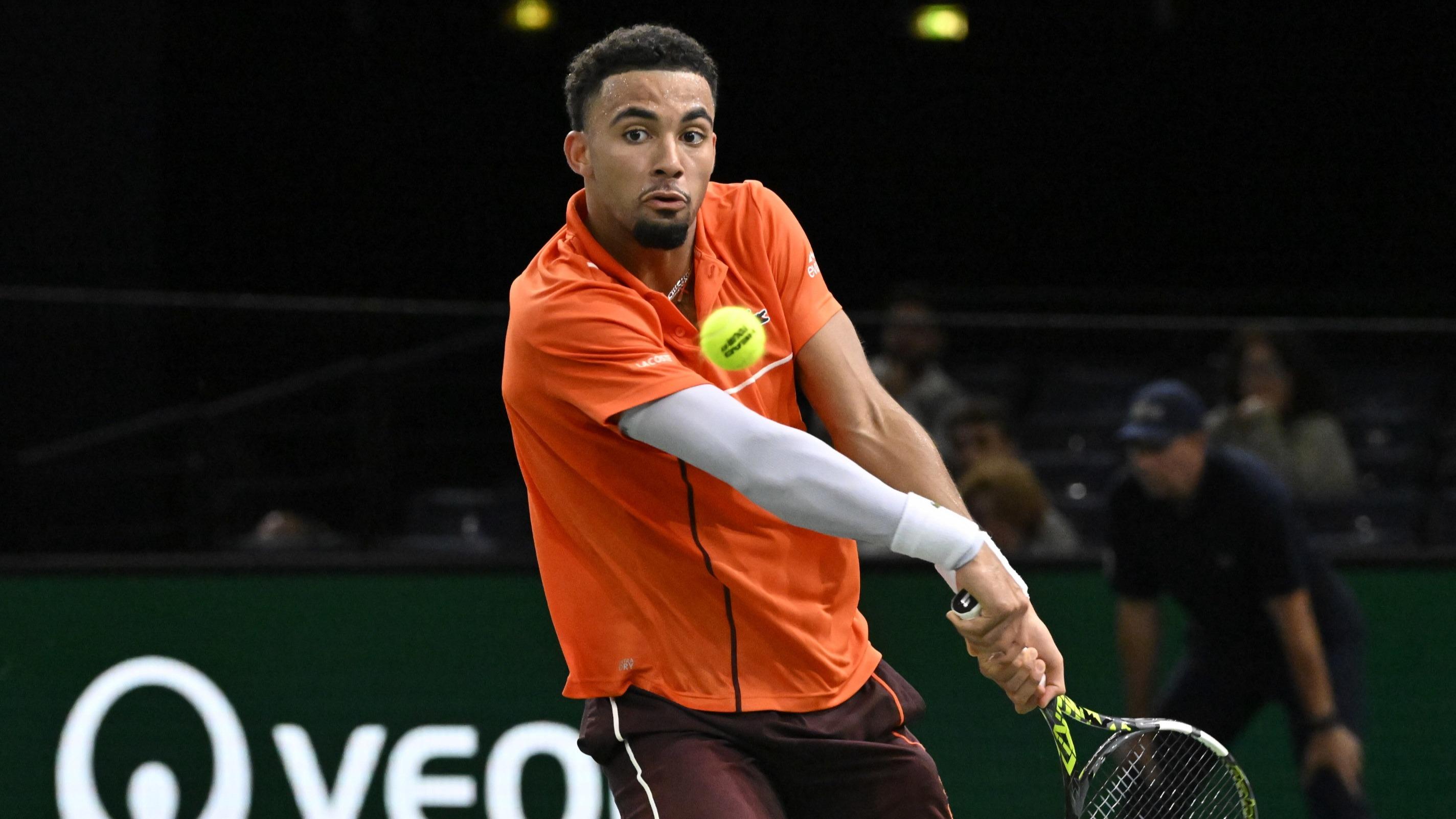 Tennis : Fils éliminé du Masters NextGen, Van Assche se hisse dans le dernier carré