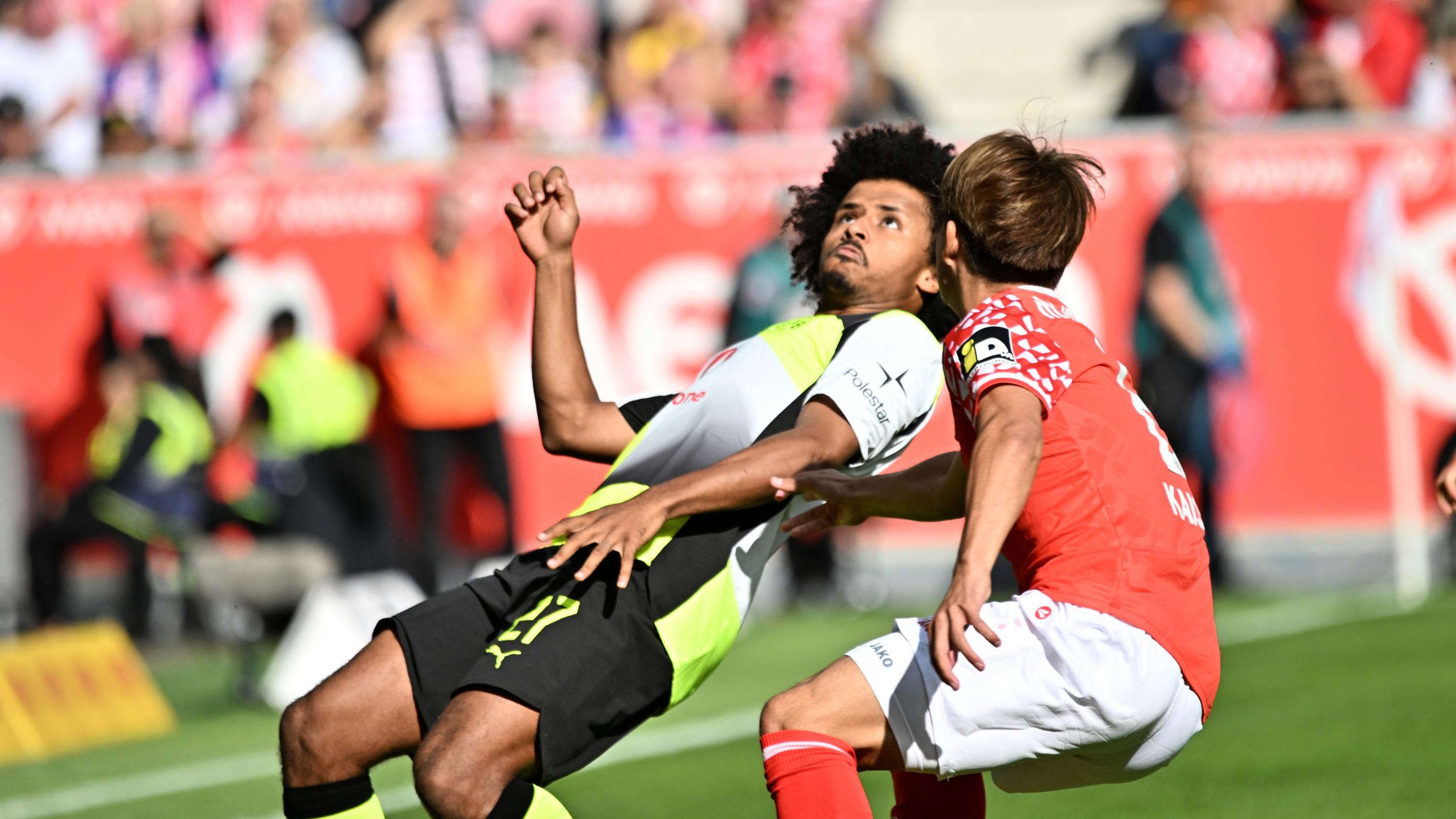 Bundesliga : Dortmund victorieux à Mayence talonne le Bayern