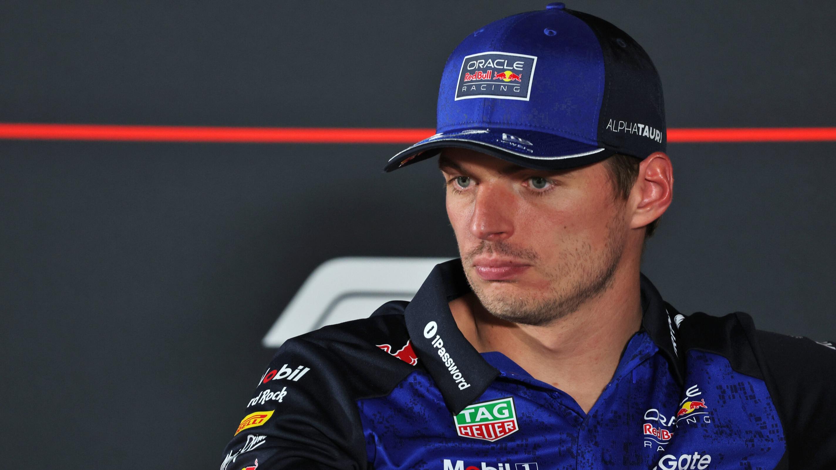 «Max vs 100» : le défi fou en karting de Max Verstappen contre 100 pilotes à Silverstone