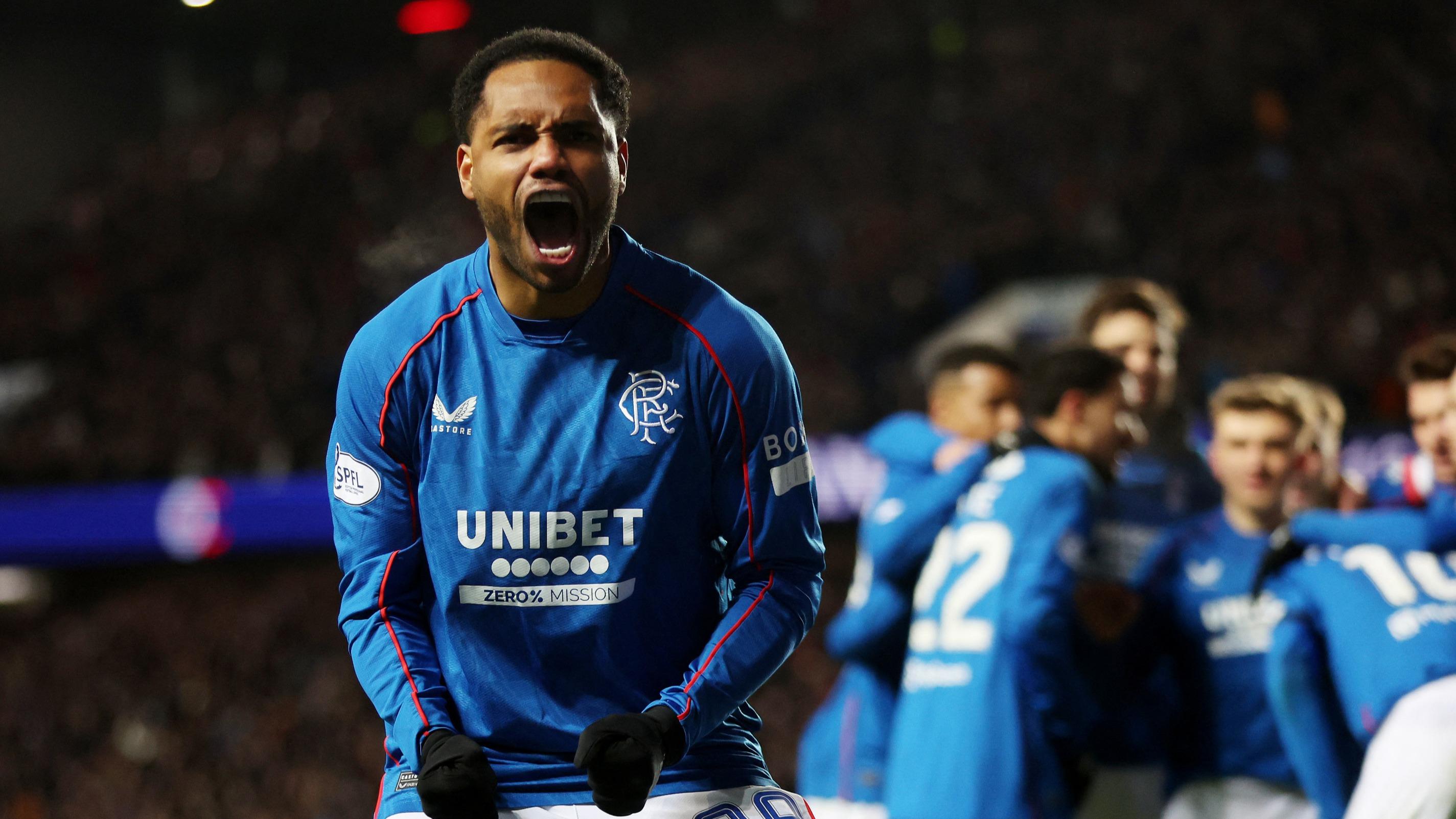 Foot : les Rangers brisent la mauvaise série en étrillant le Celtic dans le derby de Glasgow