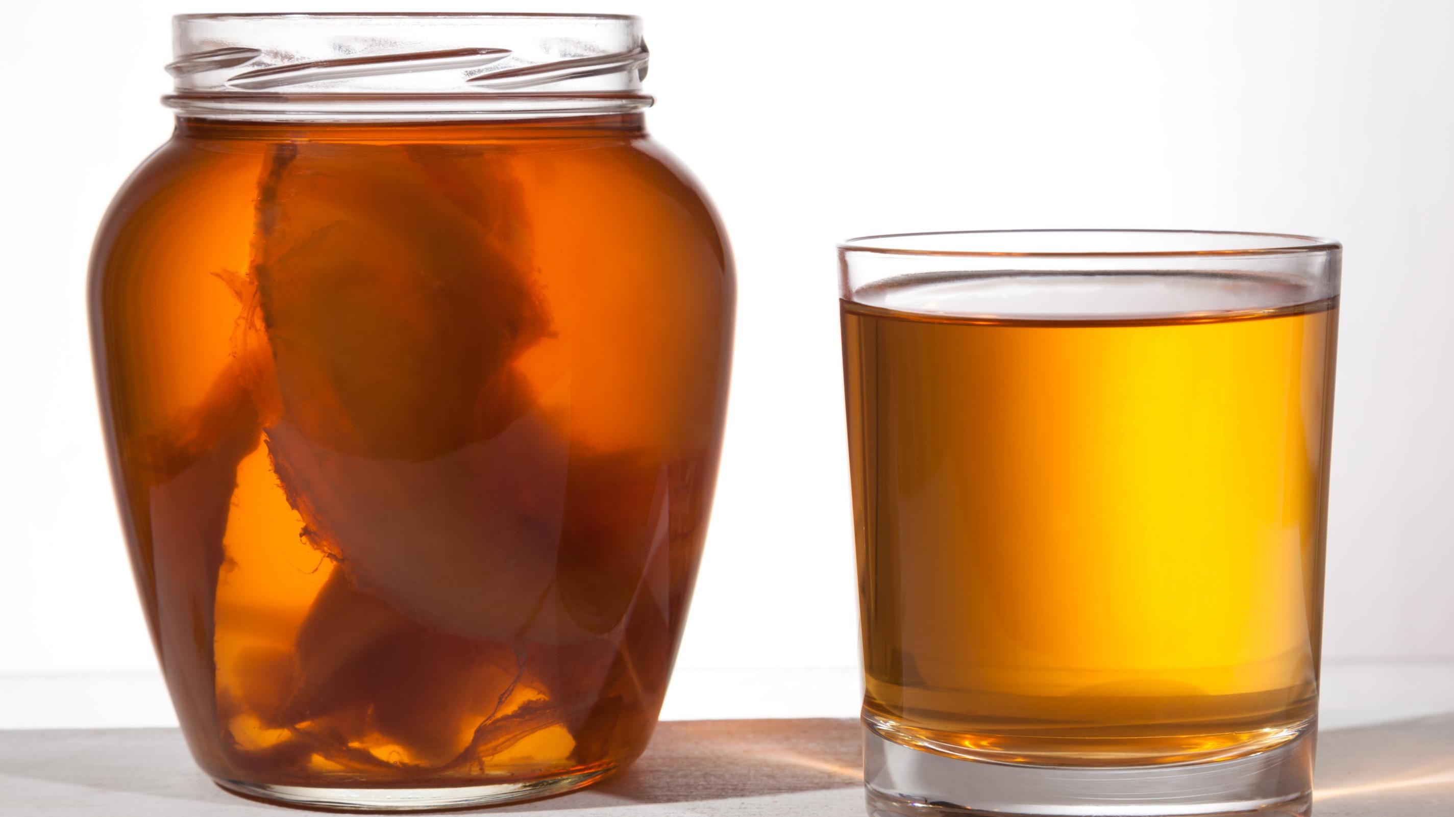 Kombucha, kéfir... Comment les boissons probiotiques veulent détrôner les sodas en misant sur les jeunes consommateurs