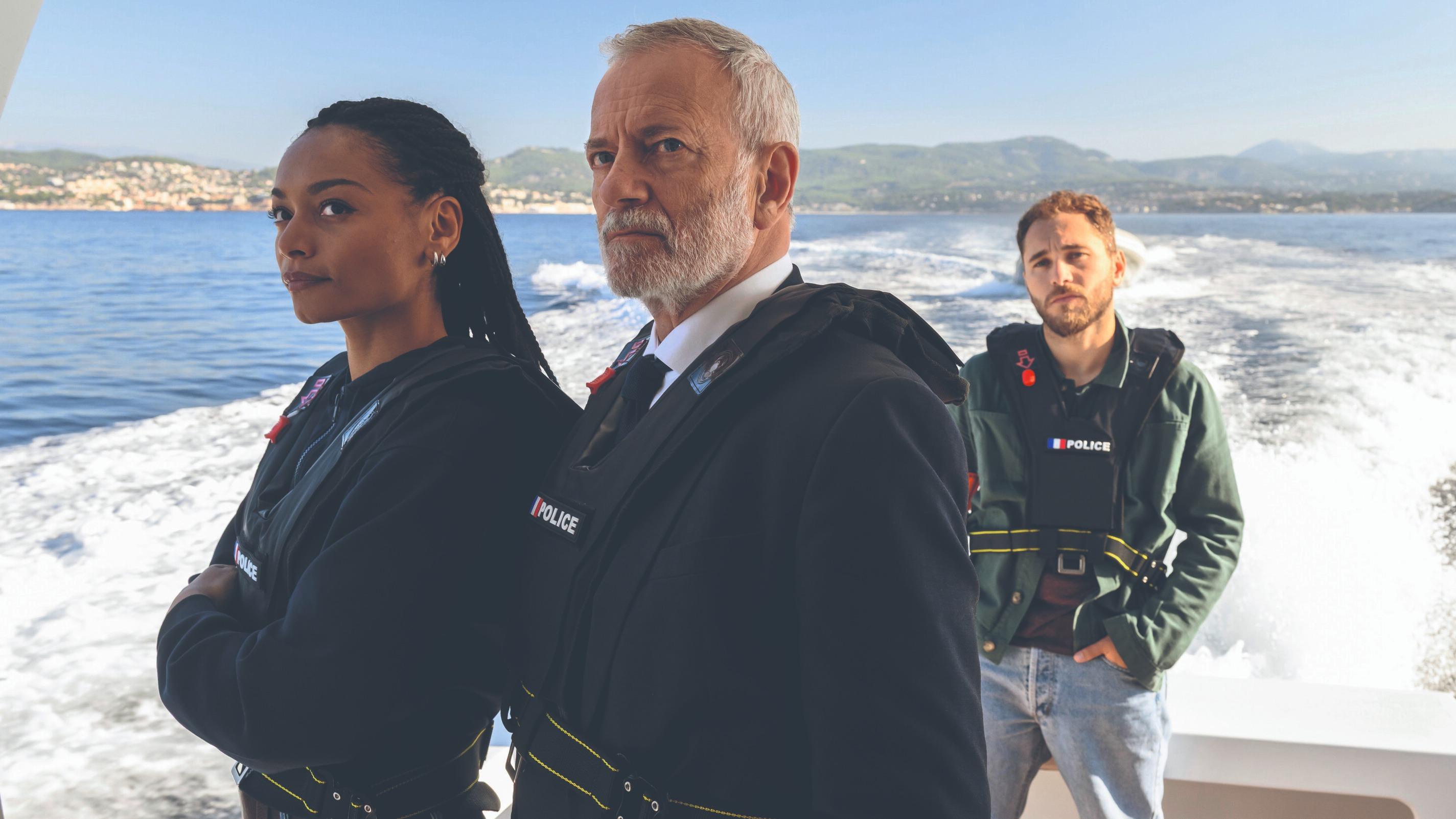 Zodiaque : le retour de Francis Huster dans le rôle du commissaire Antoine Keller sur TF1 — Séries TV