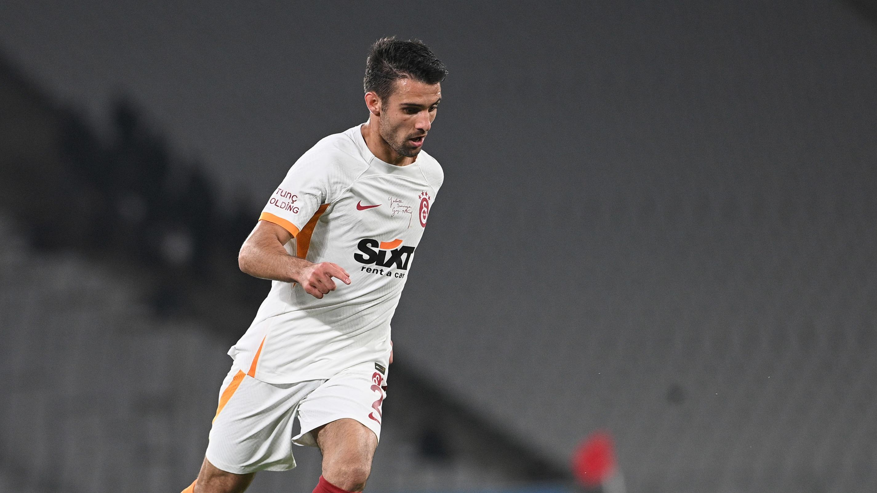 Mercato : l'ancien capitaine lyonnais Léo Dubois prêté par Galatasaray