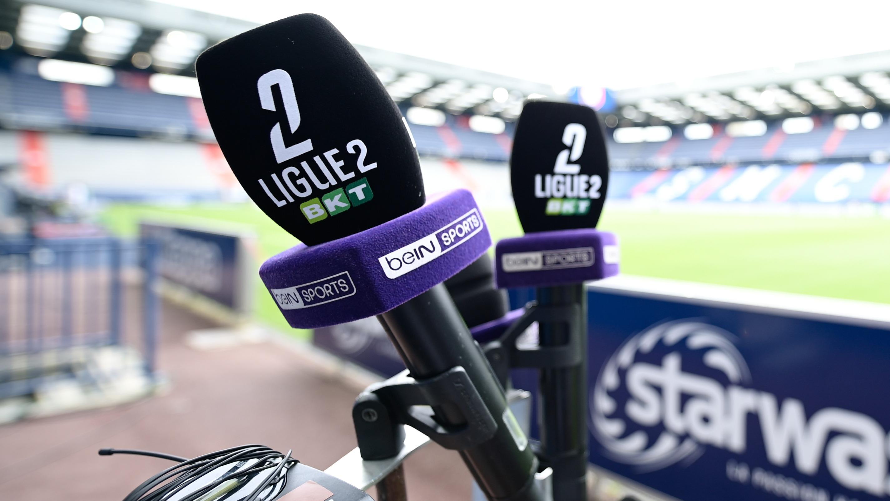 Ligue 2 : les supporters, opposés aux matches le vendredi, ont entamé le dialogue avec le diffuseur