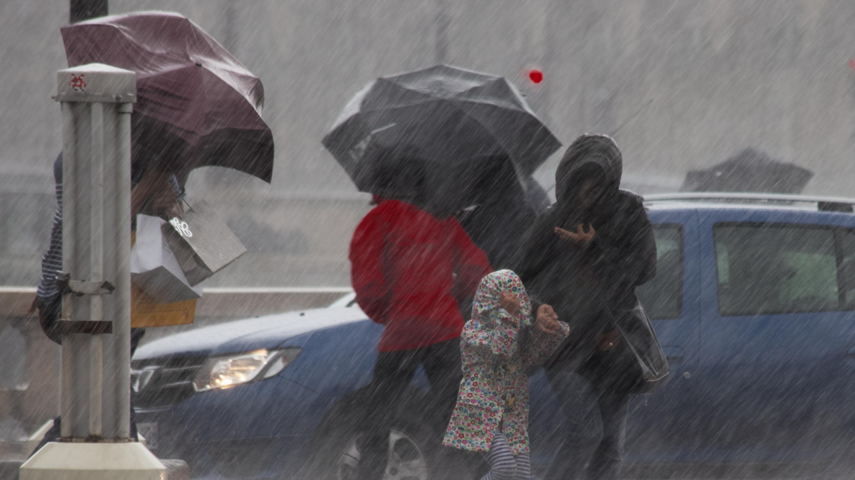 Météo&nbsp;: la Guadeloupe placée en vigilance rouge «&nbsp;fortes pluies et orages&nbsp;»