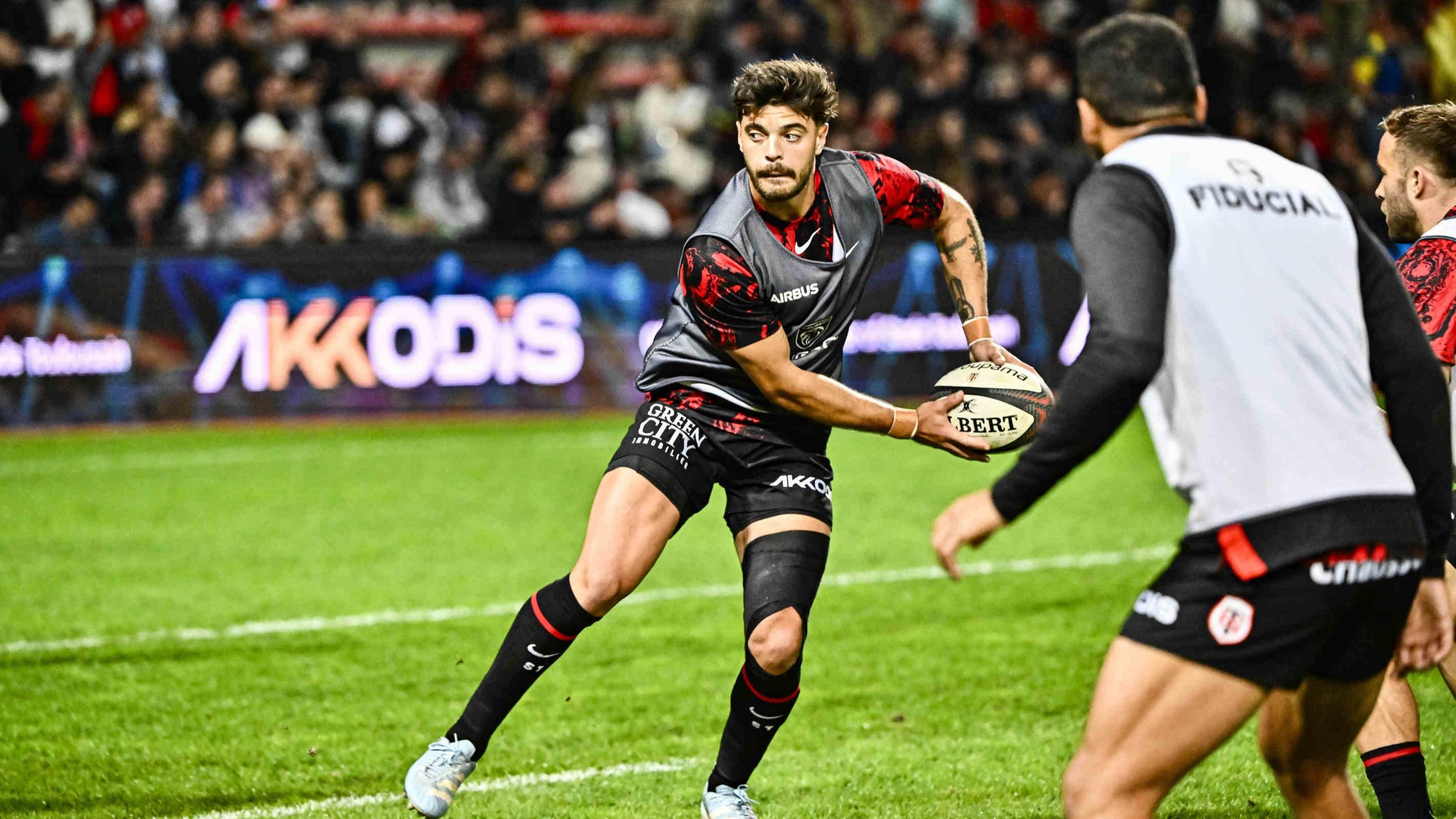 Top 14 : Romain Ntamack blessé au mollet, «rien de très très grave a priori»