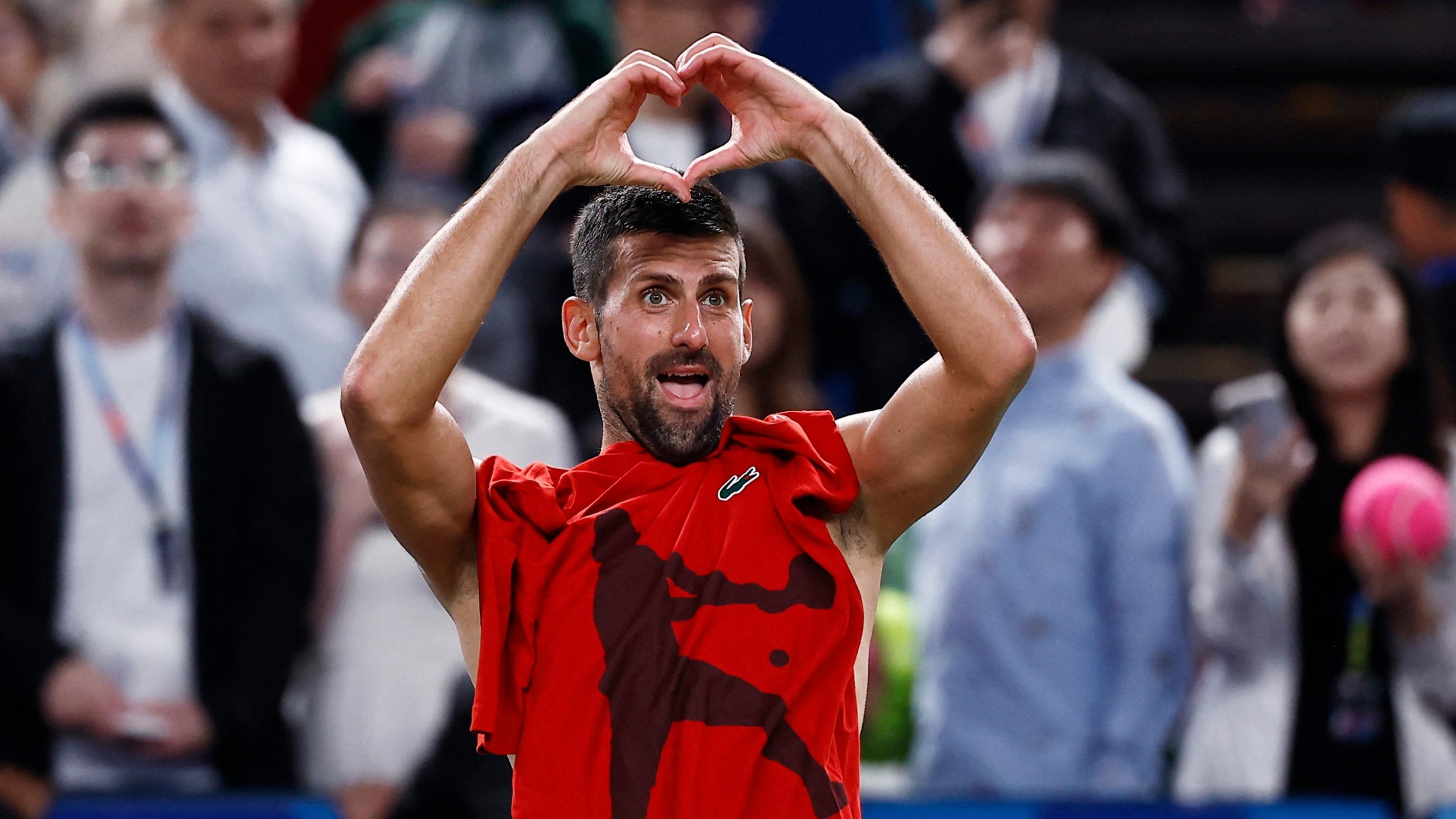 Tennis : Djokovic bat Fritz et rejoint Sinner en finale à Shanghai