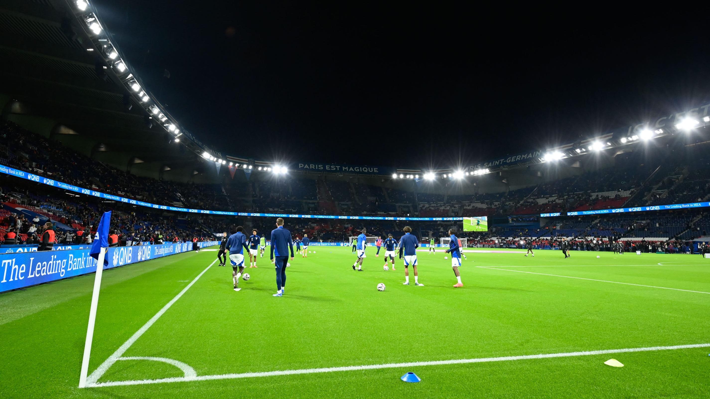 PSG : un supporter abonné insulté après avoir demandé l’arrêt des chants homophobes au Parc des Princes