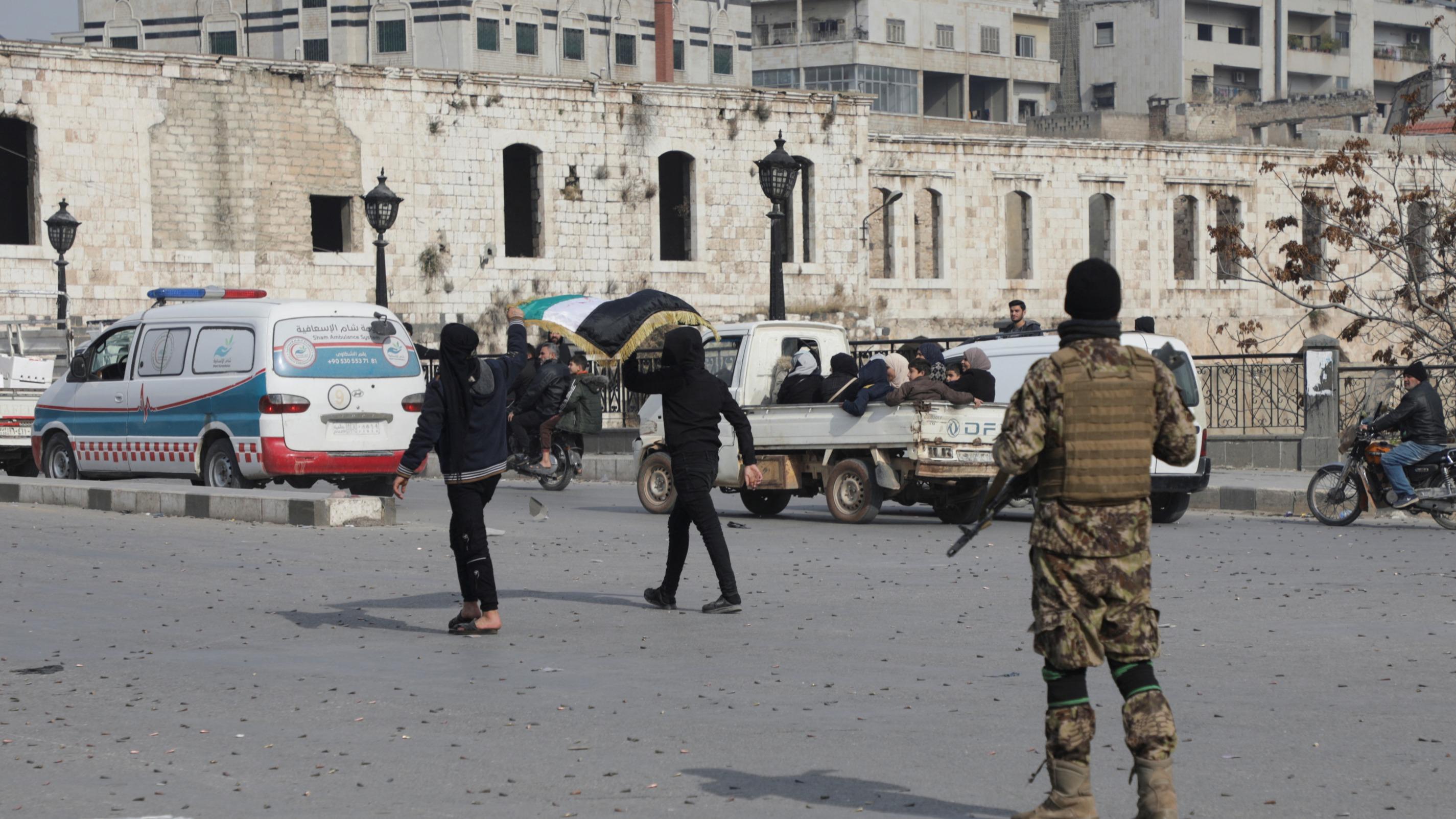 Syrie: le gouvernement perd une ville au sud de Damas, la Russie et les États-Unis appellent à évacuer