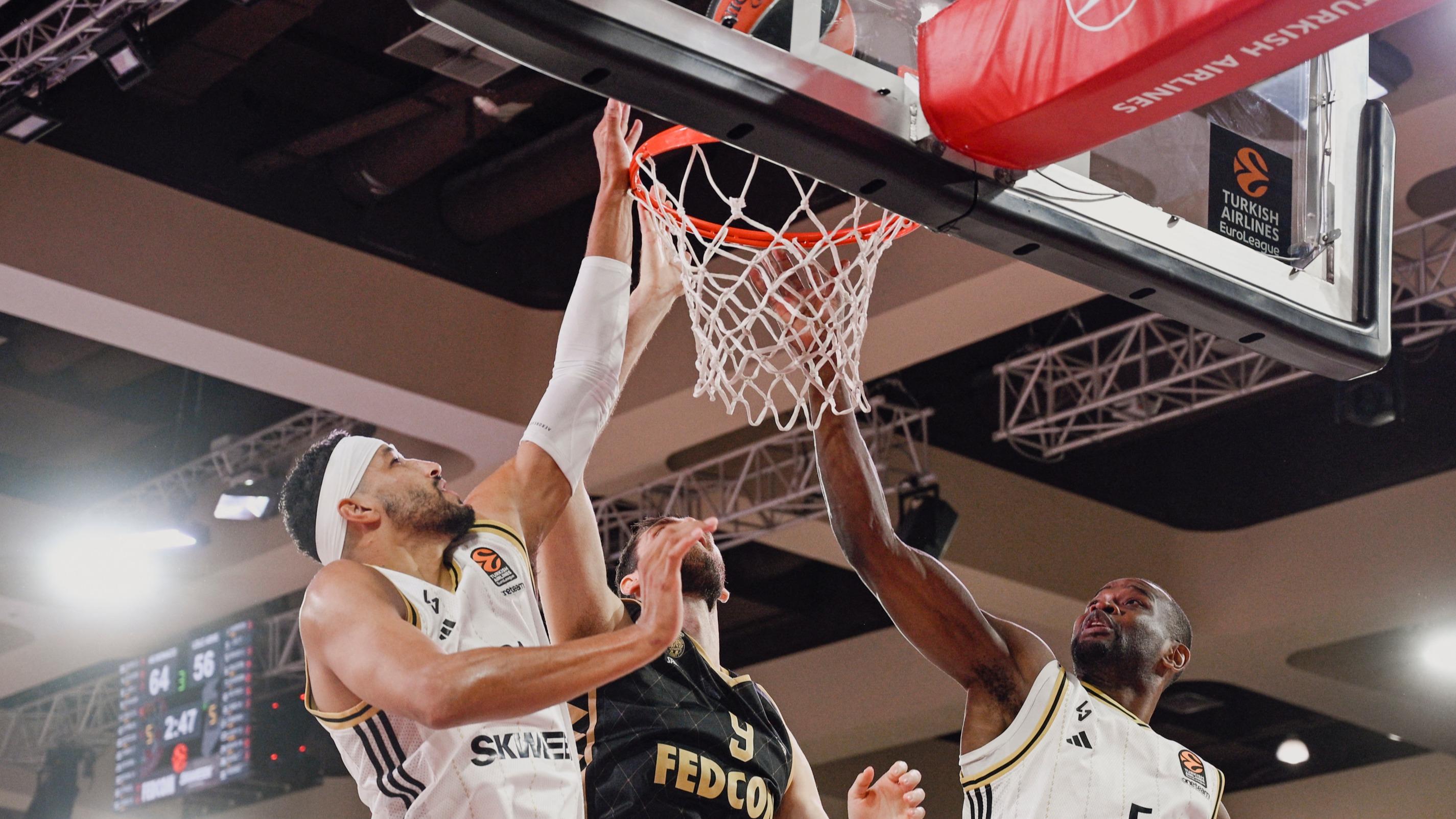 Basket : l’Américain André Roberson prolonge l ’aventure avec l’Asvel