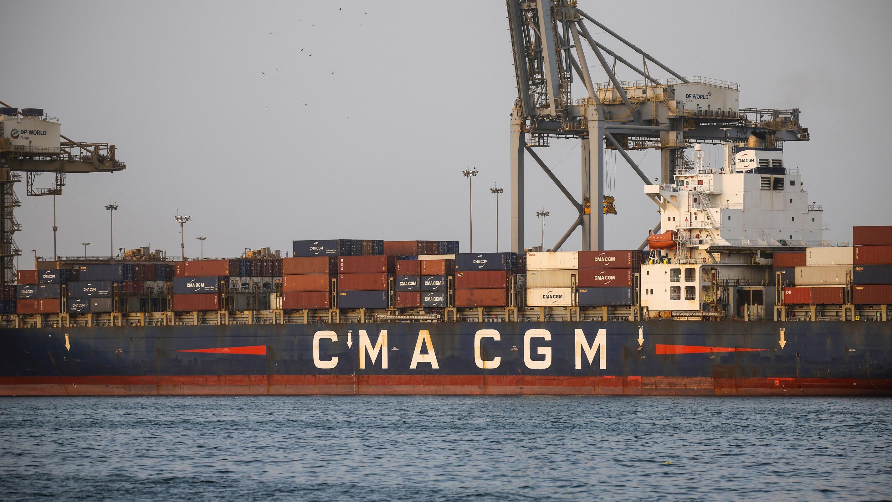 CMA CGM va investir 20 milliards de dollars aux États-Unis, annonce Donald Trump