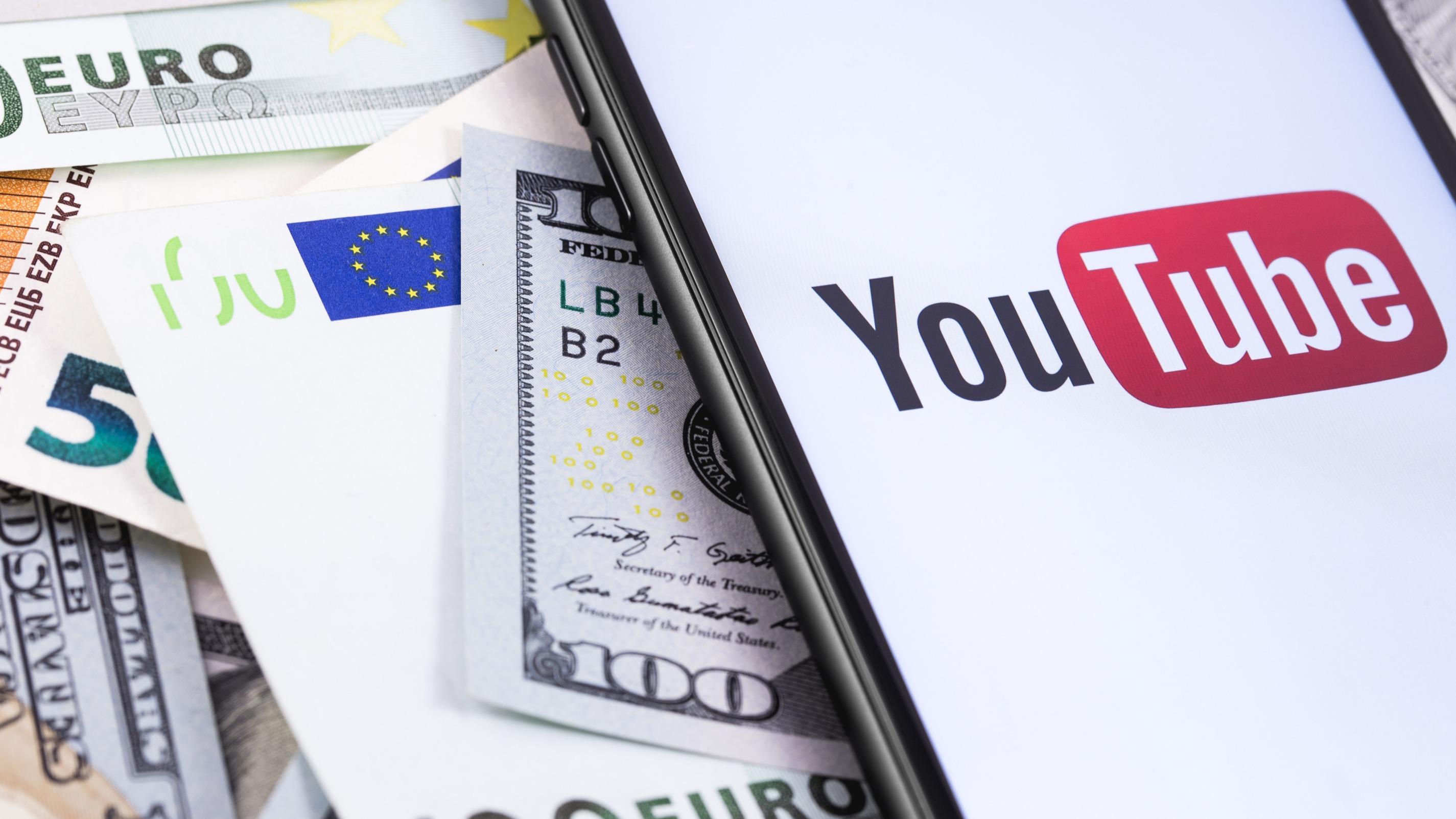 Cryptomonnaies, argent facile, conseils... Les promesses trompeuses des influenceurs spécialisés dans la finance