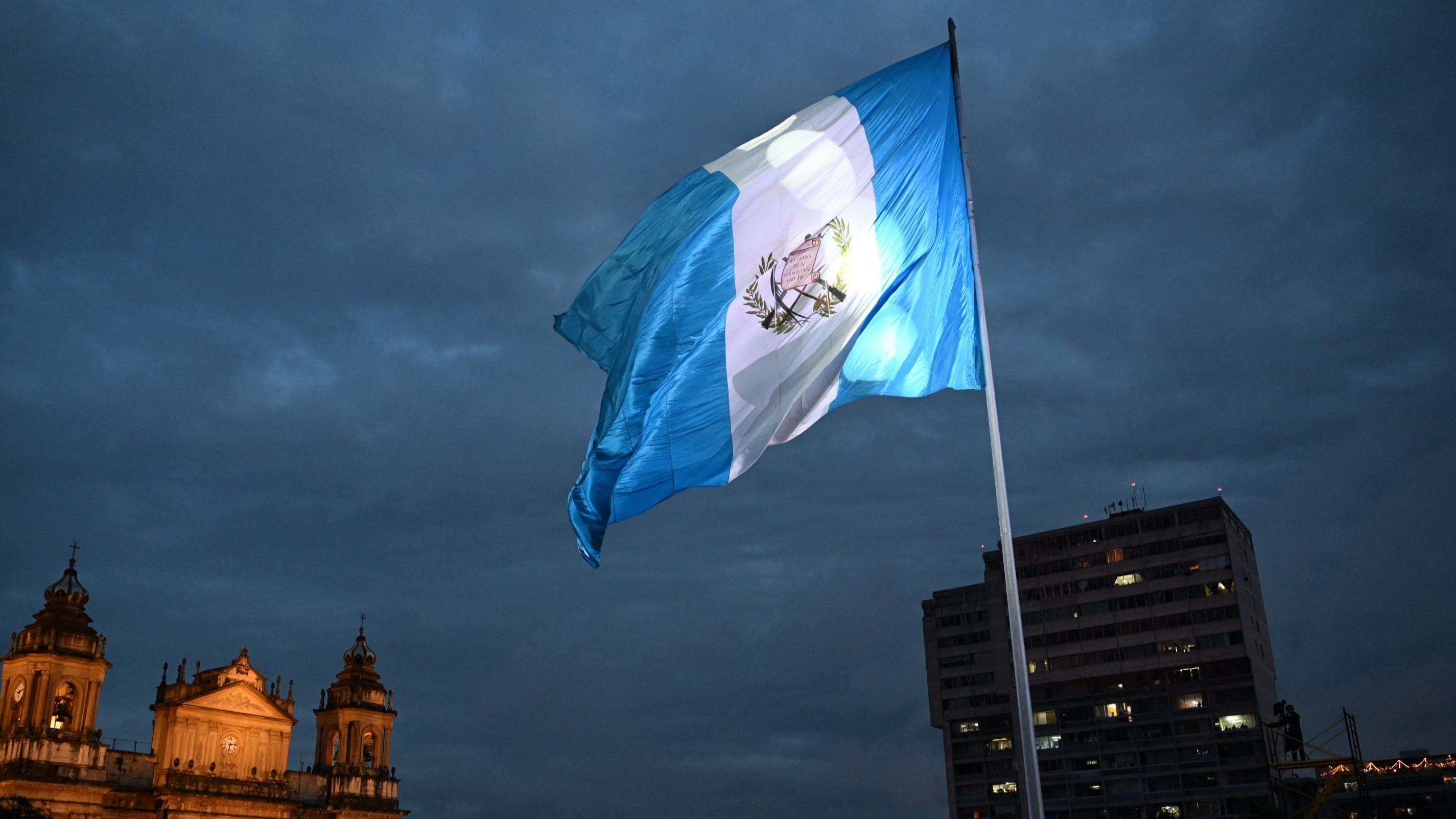 Guatemala : sept personnes tuées lors d’une attaque armée pendant des funérailles