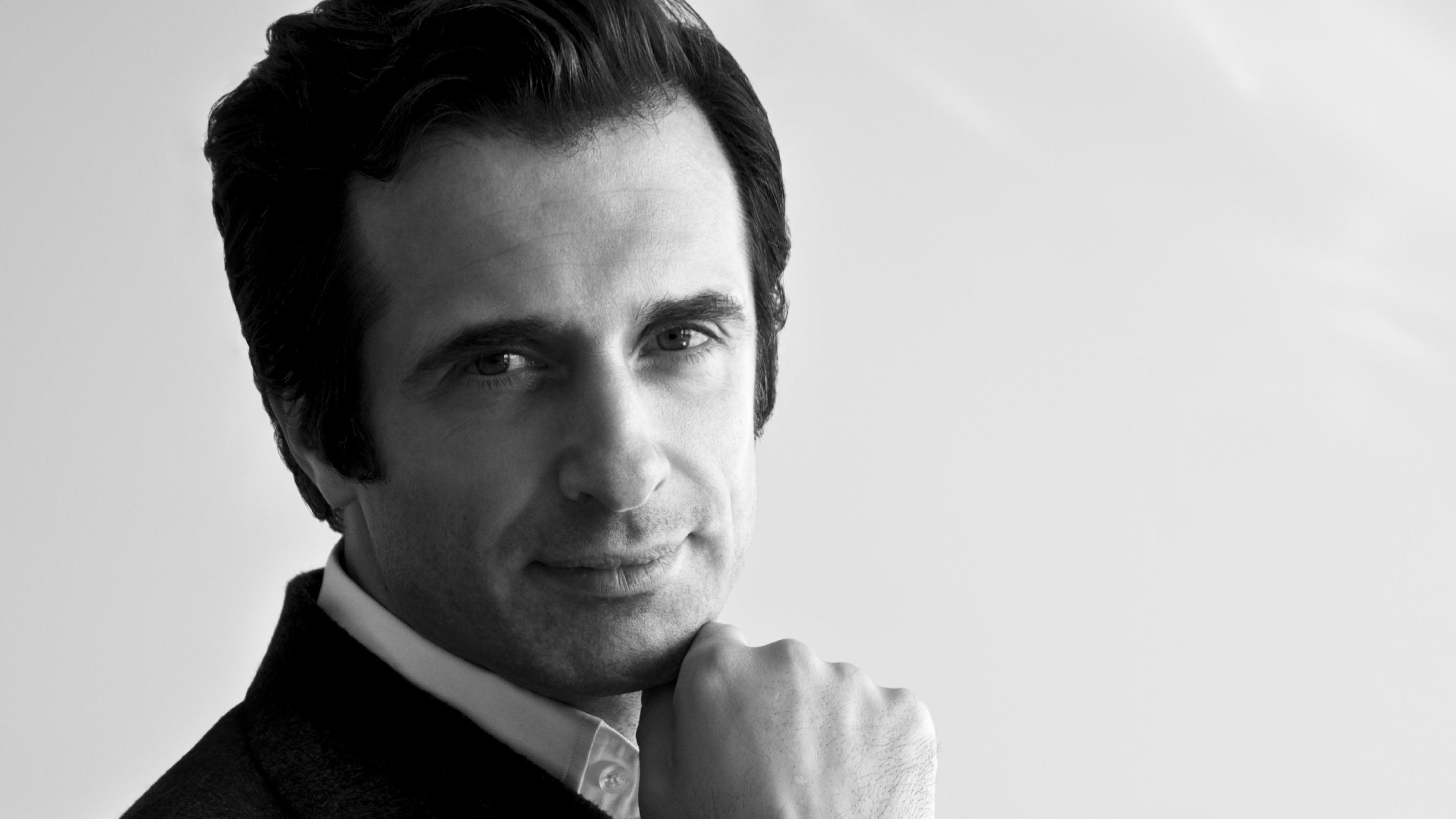 « Si l’industrie a longtemps insisté sur le secret des formules, la qualité d’un parfum réside aussi beaucoup dans ses matières premières » : comment Chanel sécurise ses ingrédients