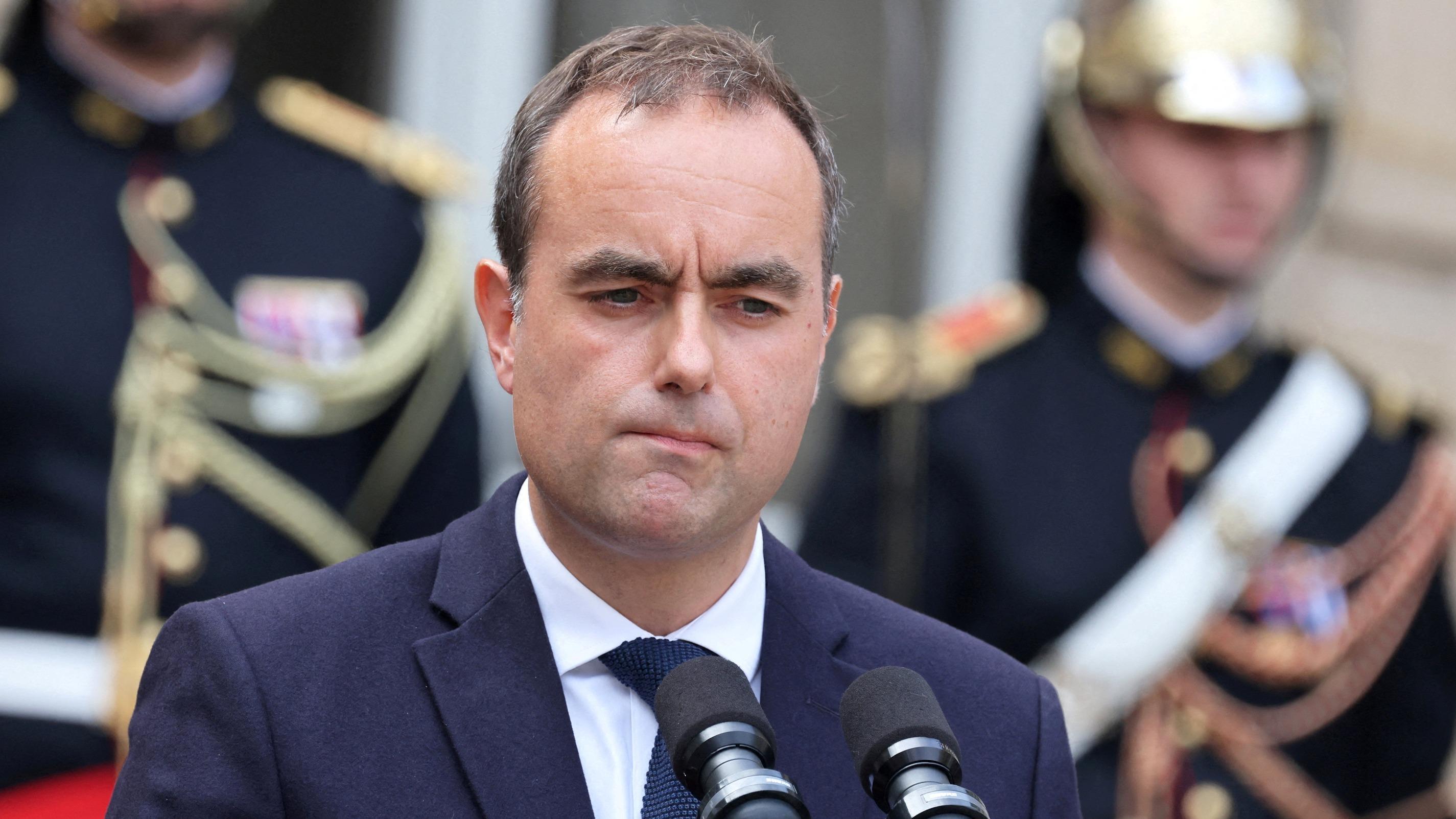 Sébastien Lecornu e la Sfida dell'Equilibrio Politico: Linee Rosse e Stabilità di Governo