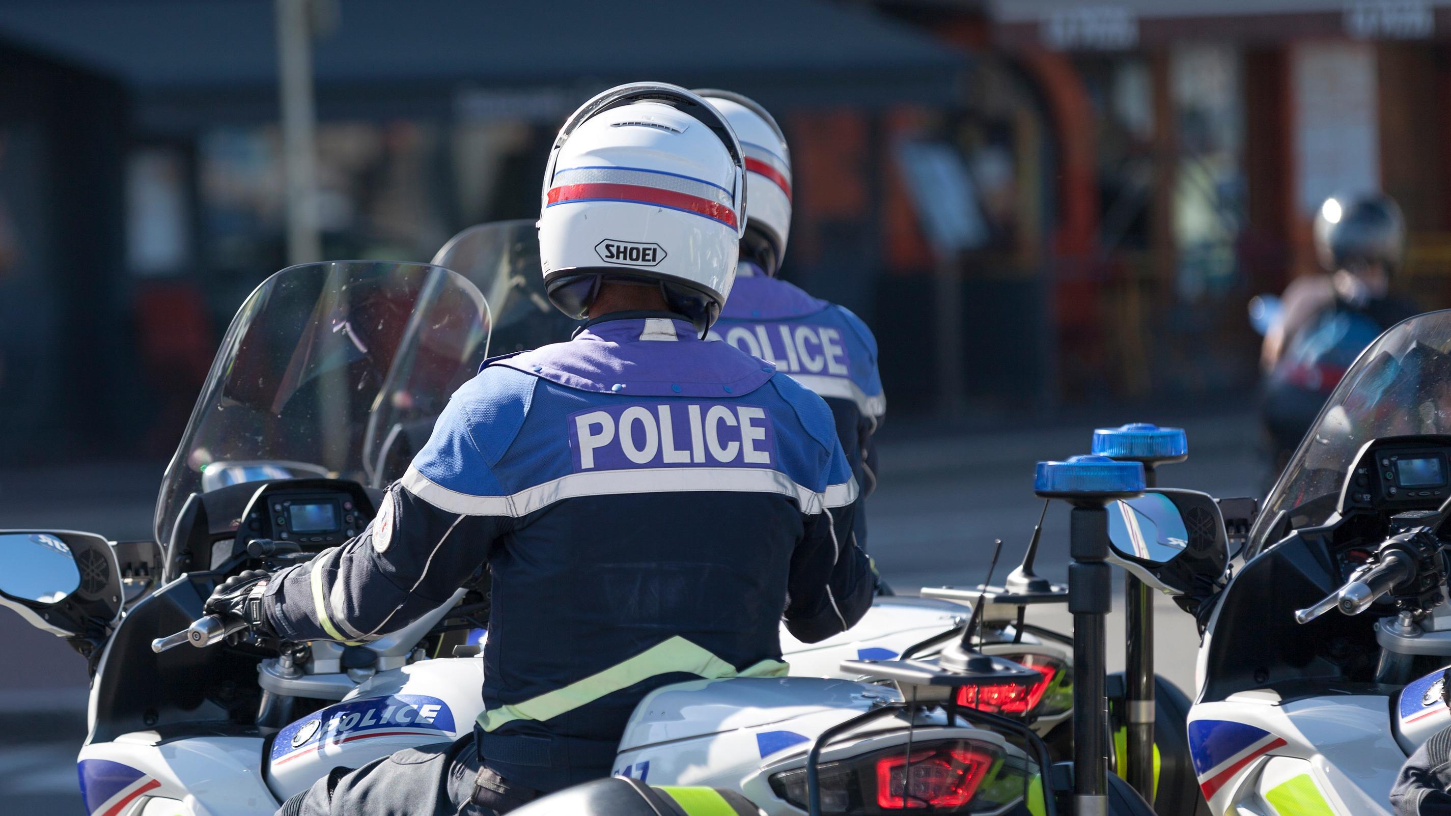 Antibes : un jeune homme de 21 ans meurt en tentant d’échapper à la police après une rixe