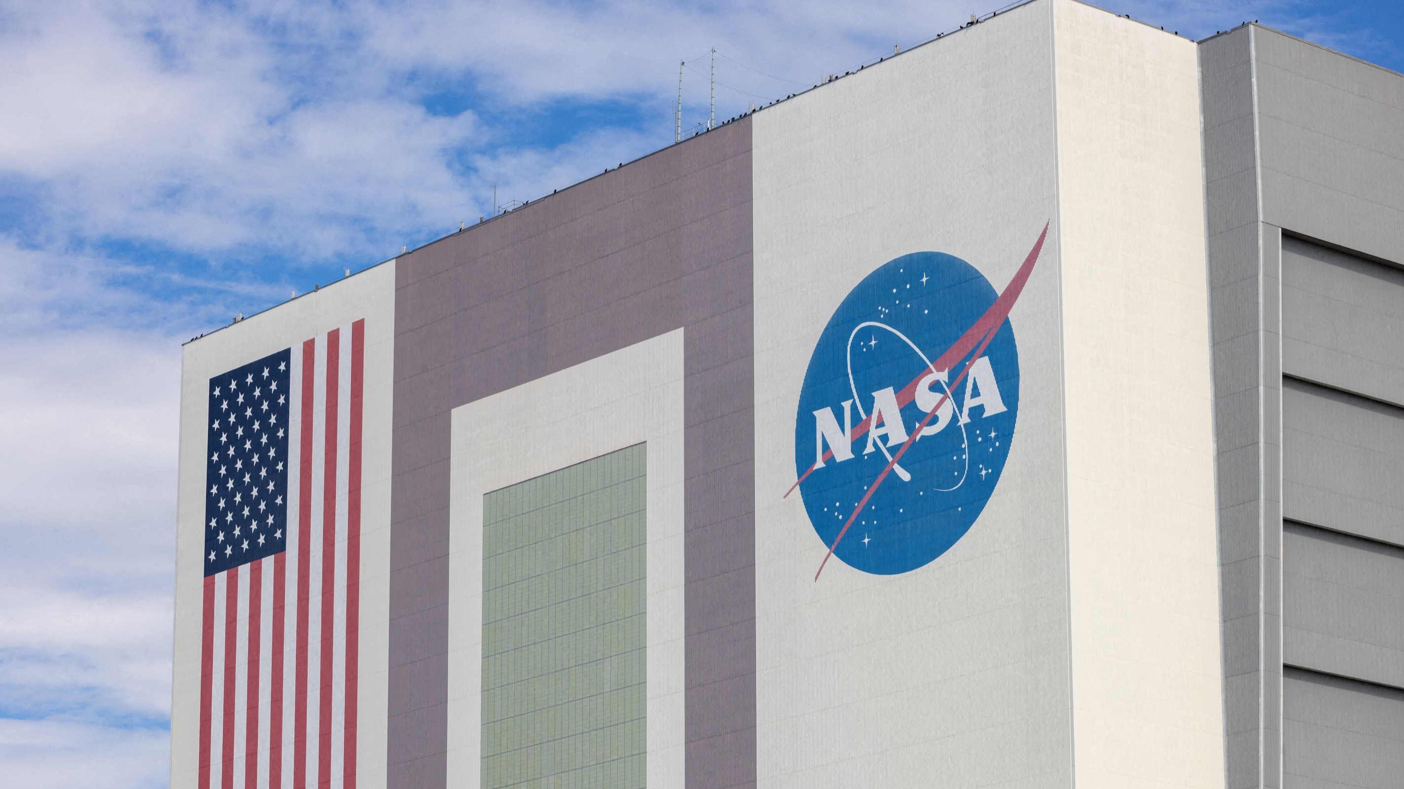 Lancement d’Artémis 2 : sortie de la fusée lunaire de la Nasa