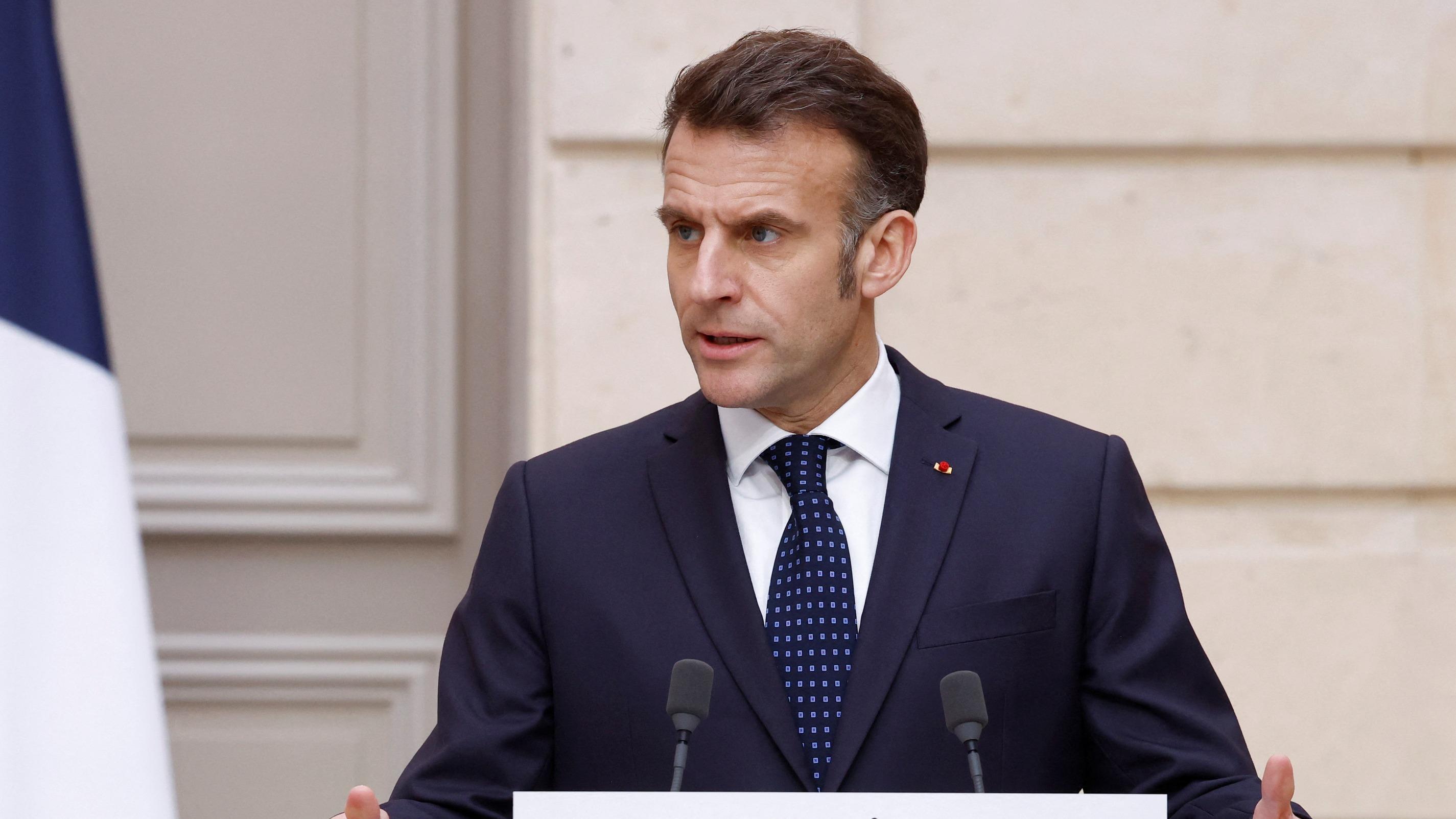 Macron Condemns Middle East Escalation, Calls for Iran to Halt Nuclear Activities