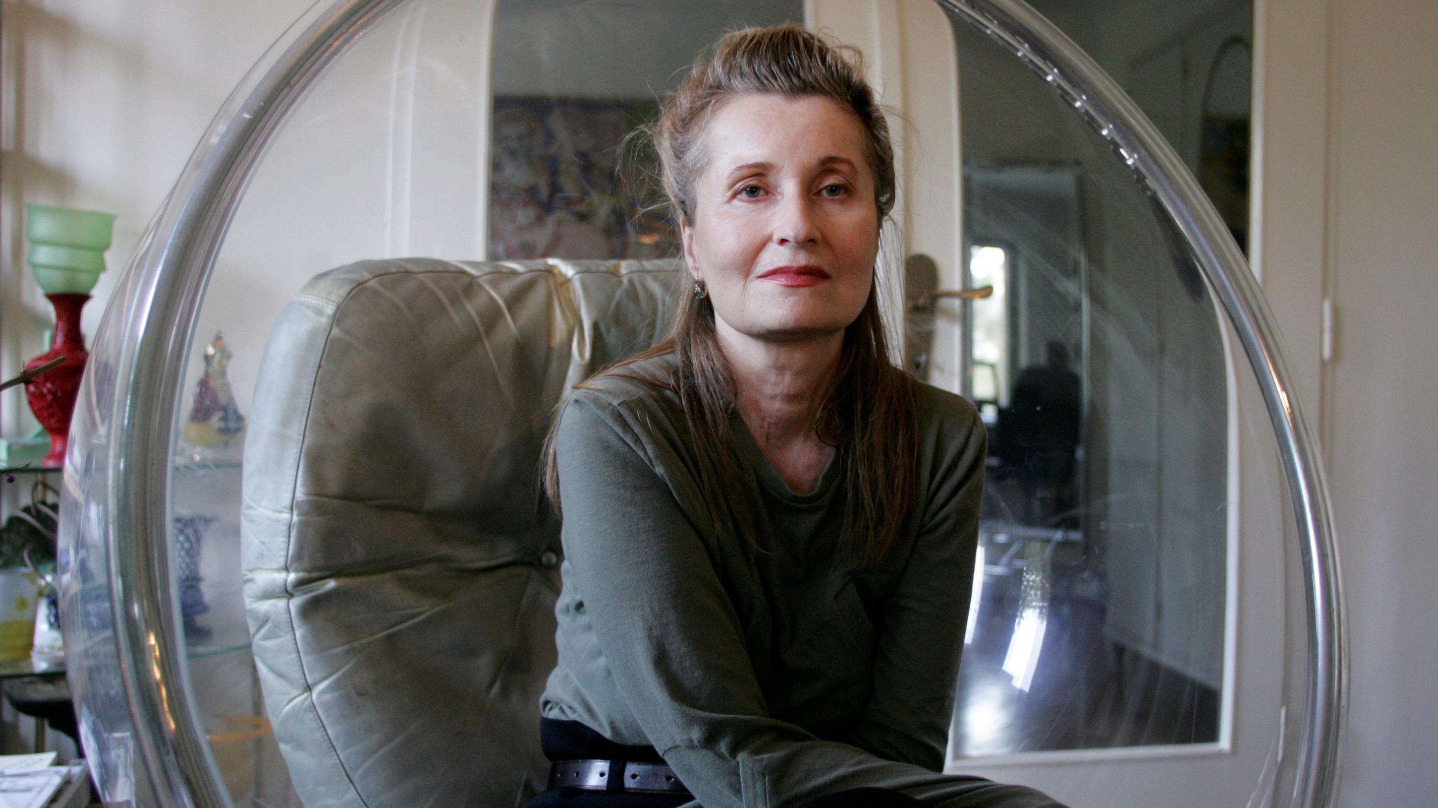 Déclaration de la personne, d’Elfriede Jelinek : un jouissif jeu de massacre