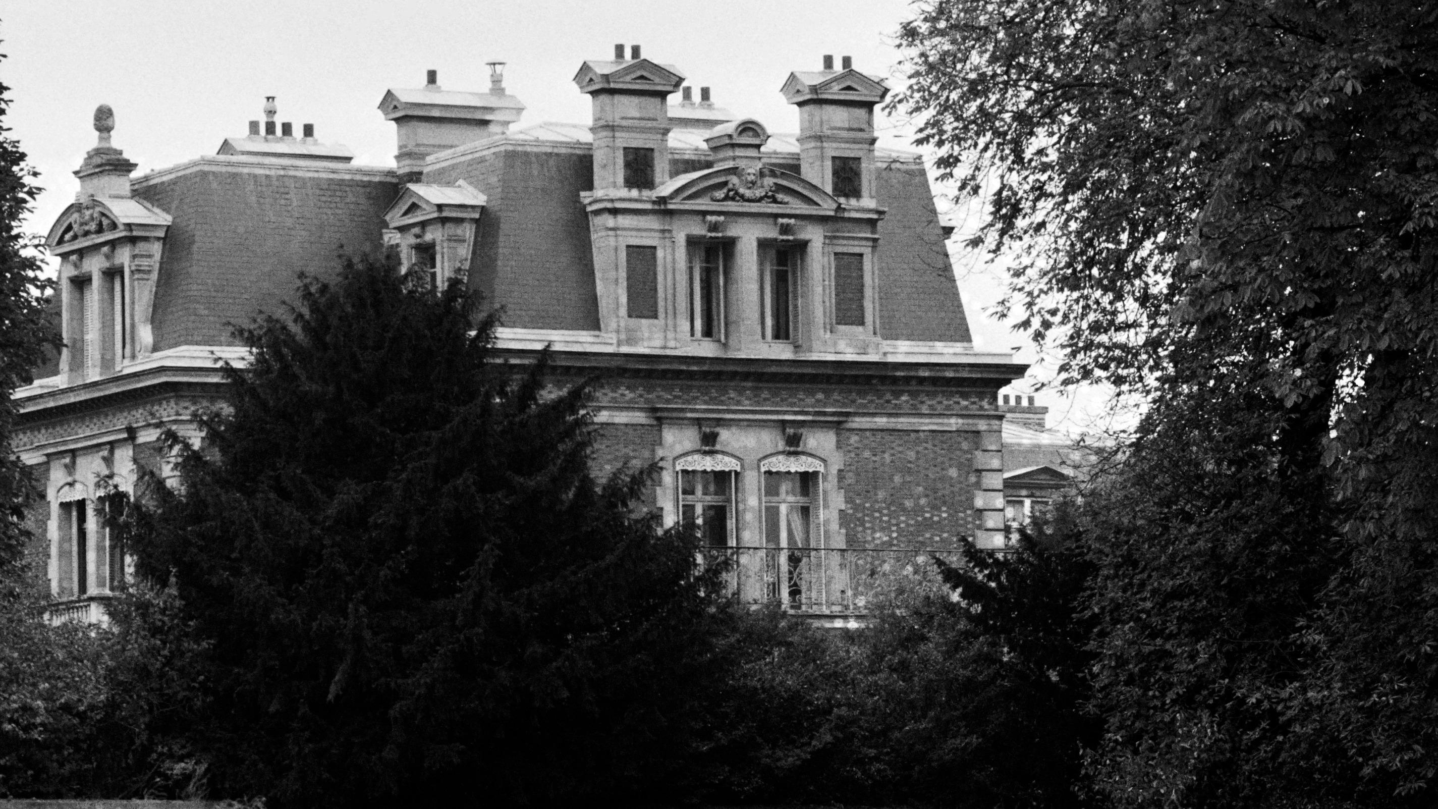Le manoir de Montretout, refuge familial des Le Pen, a enfin trouvé un acheteur