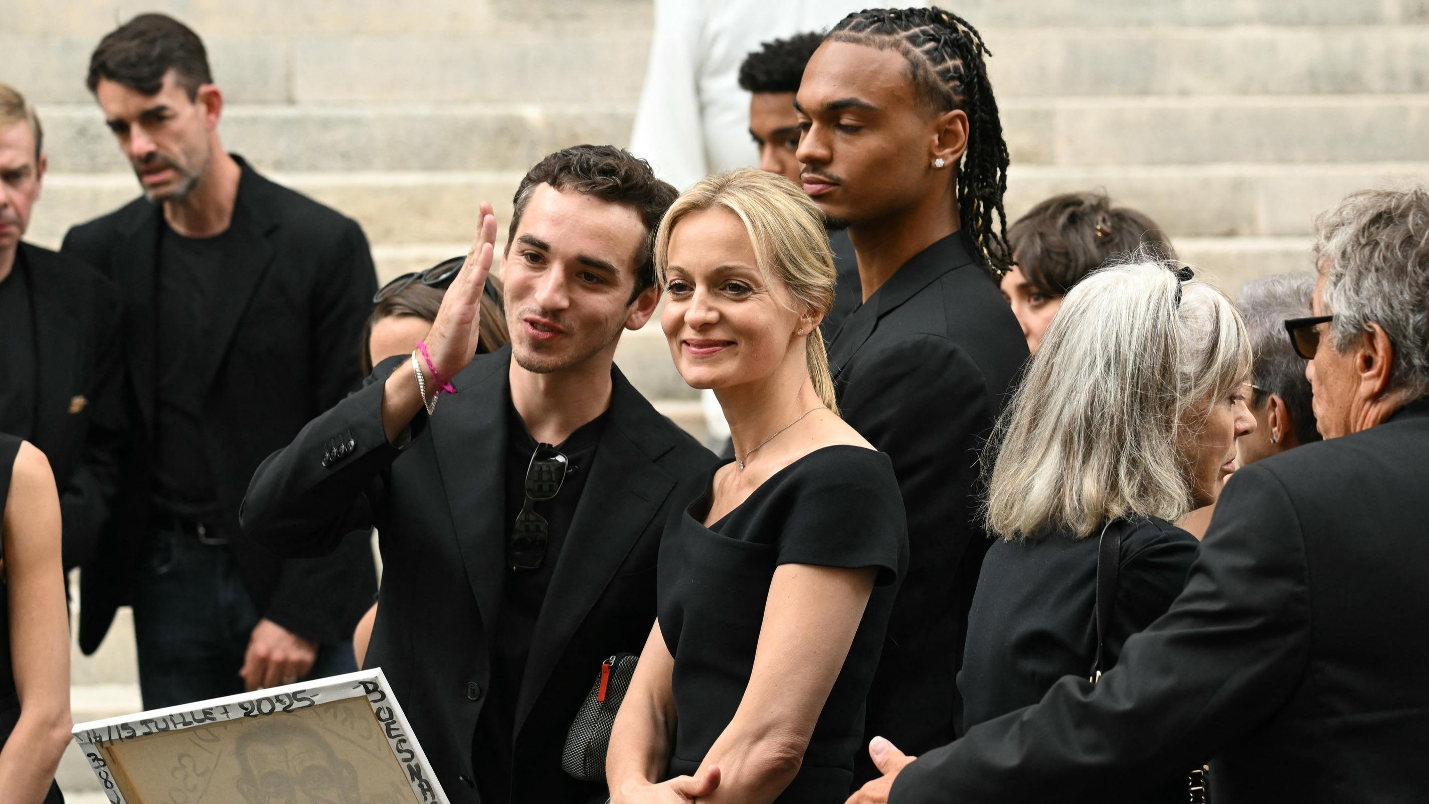 Gaston Ardisson, le fils de Thierry Ardisson, se marie à Paris moins d'un an après le décès de ses parents — People & Médias
